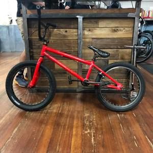 Meet your Posher, Cole